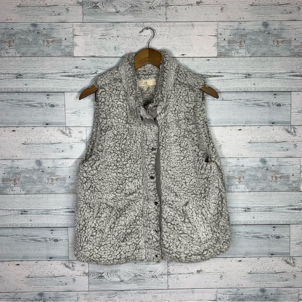 NWOT Thread & Supply Grey Sherpa Vest - Size M